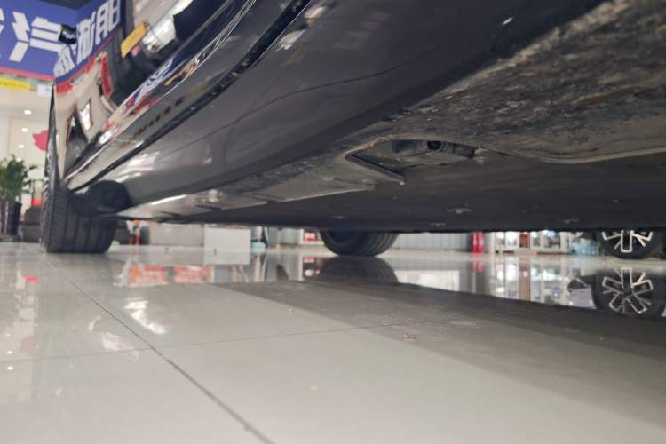 Used Avatr 12 2026 Ultra Pure-Electric All-Wheel-Drive Version Right Side Sill