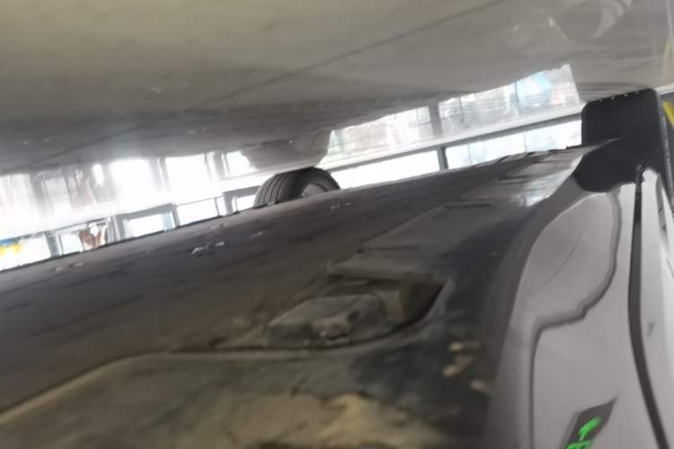 Used Avatr 12 2026 Ultra Pure-Electric All-Wheel-Drive Version Right Side Sill
