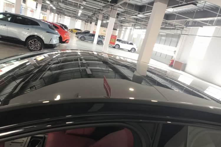 Used Avatr 12 2026 Ultra Pure-Electric All-Wheel-Drive Version Roof