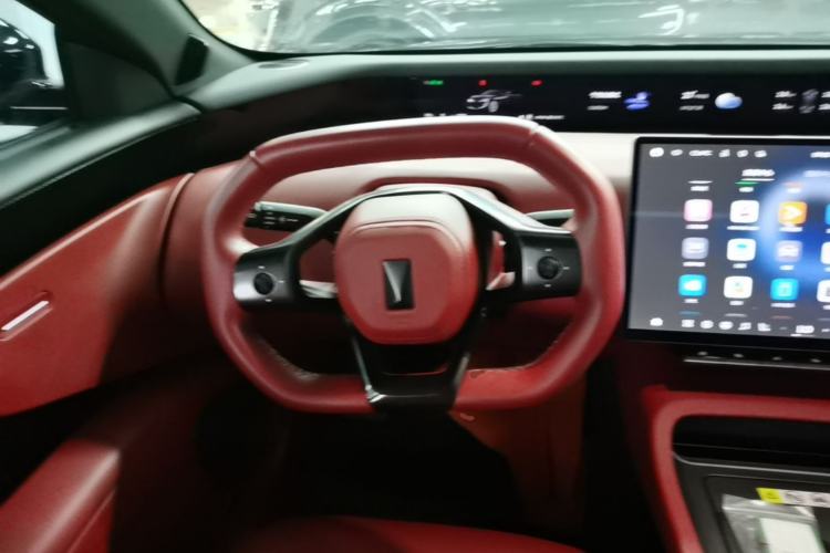 Used Avatr 12 2026 Ultra Pure-Electric All-Wheel-Drive Version Steering Wheel