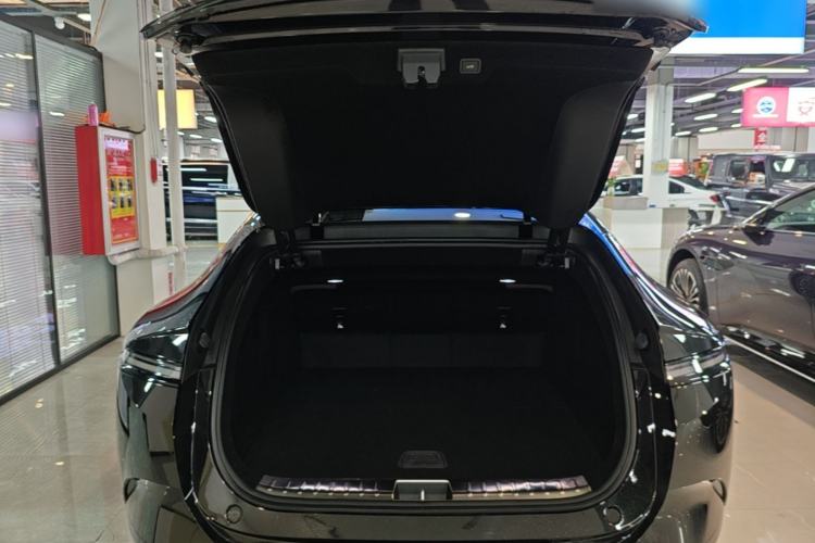 Used Avatr 12 2026 Ultra Pure-Electric All-Wheel-Drive Version Trunk