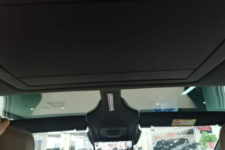 Used Avatr 12 2026 Ultra Range-Extended Version Headliner