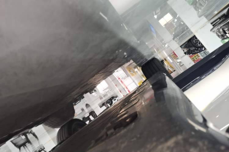 Used Avatr 12 2026 Ultra Range-Extended Version Right Side Sill
