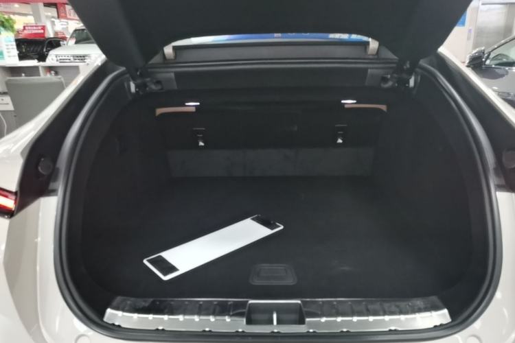 Used Avatr 12 2026 Ultra Range-Extended Version Trunk