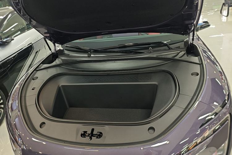 Used Avatr 12 2026 Revised Master Three-Motor Pure Electric Edition Engine Bay