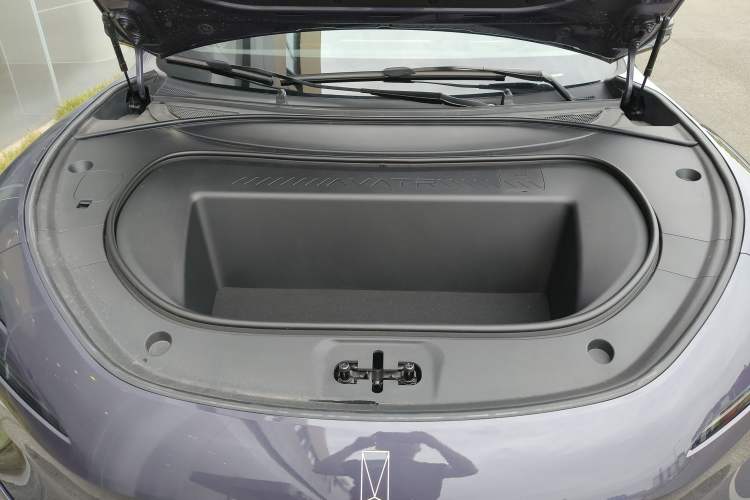 Used Avatr 12 2026 Ultra Pure-Electric All-Wheel-Drive Version Engine Bay