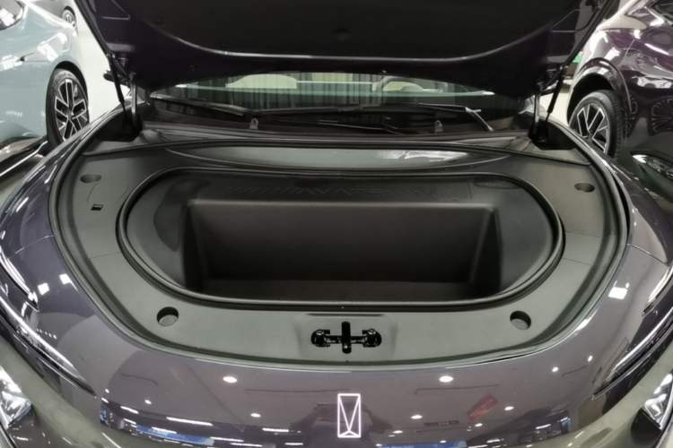 Used Avatr 12 2026 Max Pure-Electric Version Engine Bay