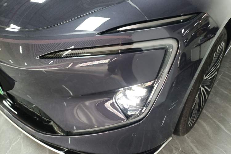 Used Avatr 12 2026 Ultra Pure-Electric All-Wheel-Drive Version Left Front Headlight