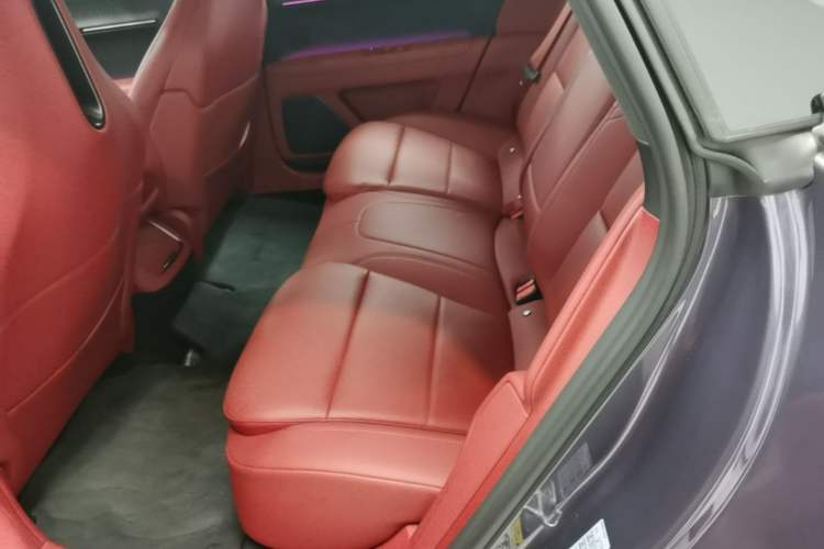 Used Avatr 12 2026 Revised Max Two-Motor Pure Electric Edition Left Rear Seat