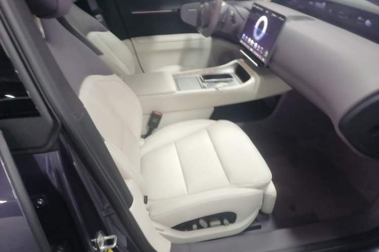 Used Avatr 12 2026 Master Pure-Electric All-Wheel-Drive Version Right Front Seat