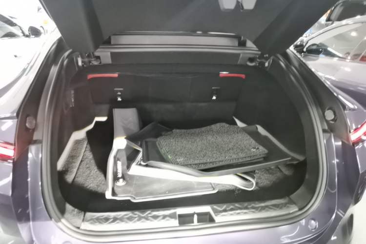 Used Avatr 12 2026 Revised Max Two-Motor Pure Electric Edition Trunk