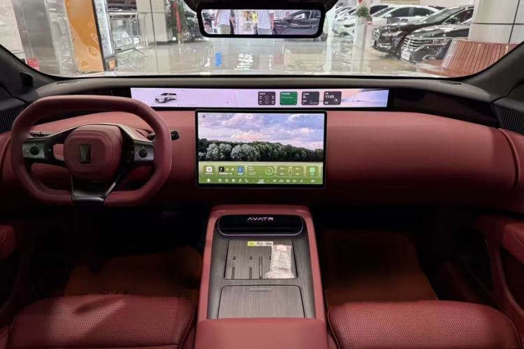 Used Avatr 12 2026 Revised Max Two-Motor Pure Electric Edition Interior 4
