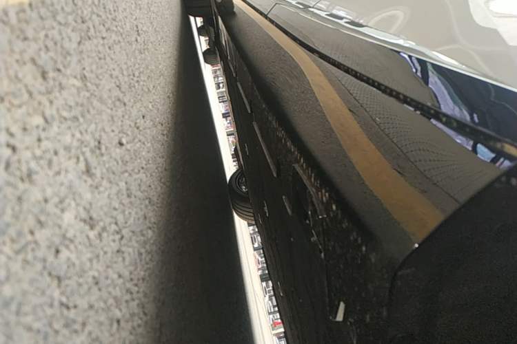 Used Avatr 12 2026 Max Pure-Electric Version Left Side Sill