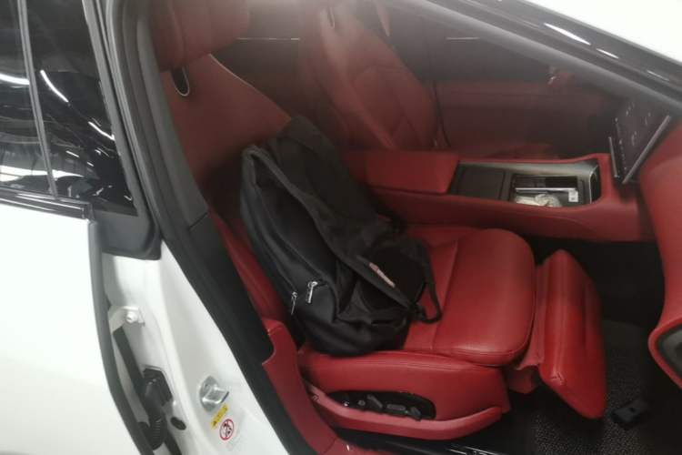 Used Avatr 12 2026 Ultra Pure-Electric All-Wheel-Drive Version Right Front Seat
