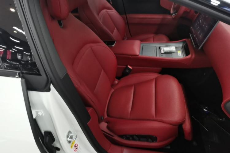 Used Avatr 12 2026 Max Range-Extended Version Right Front Seat
