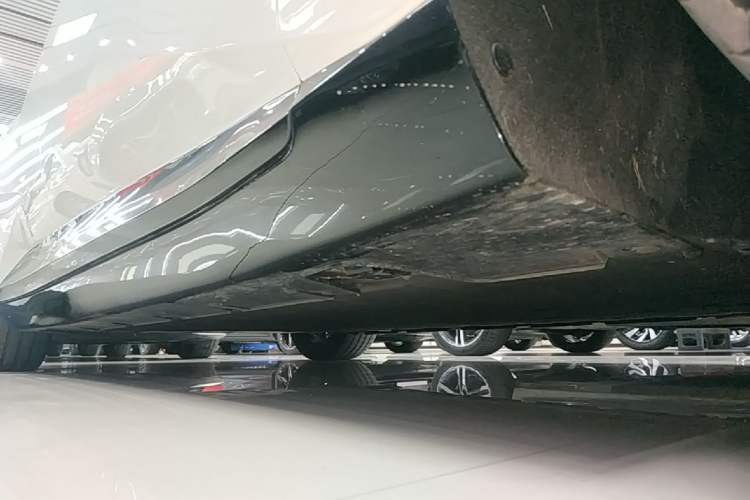 Used Avatr 12 2026 Revised Max Two-Motor Pure Electric Edition Right Side Sill