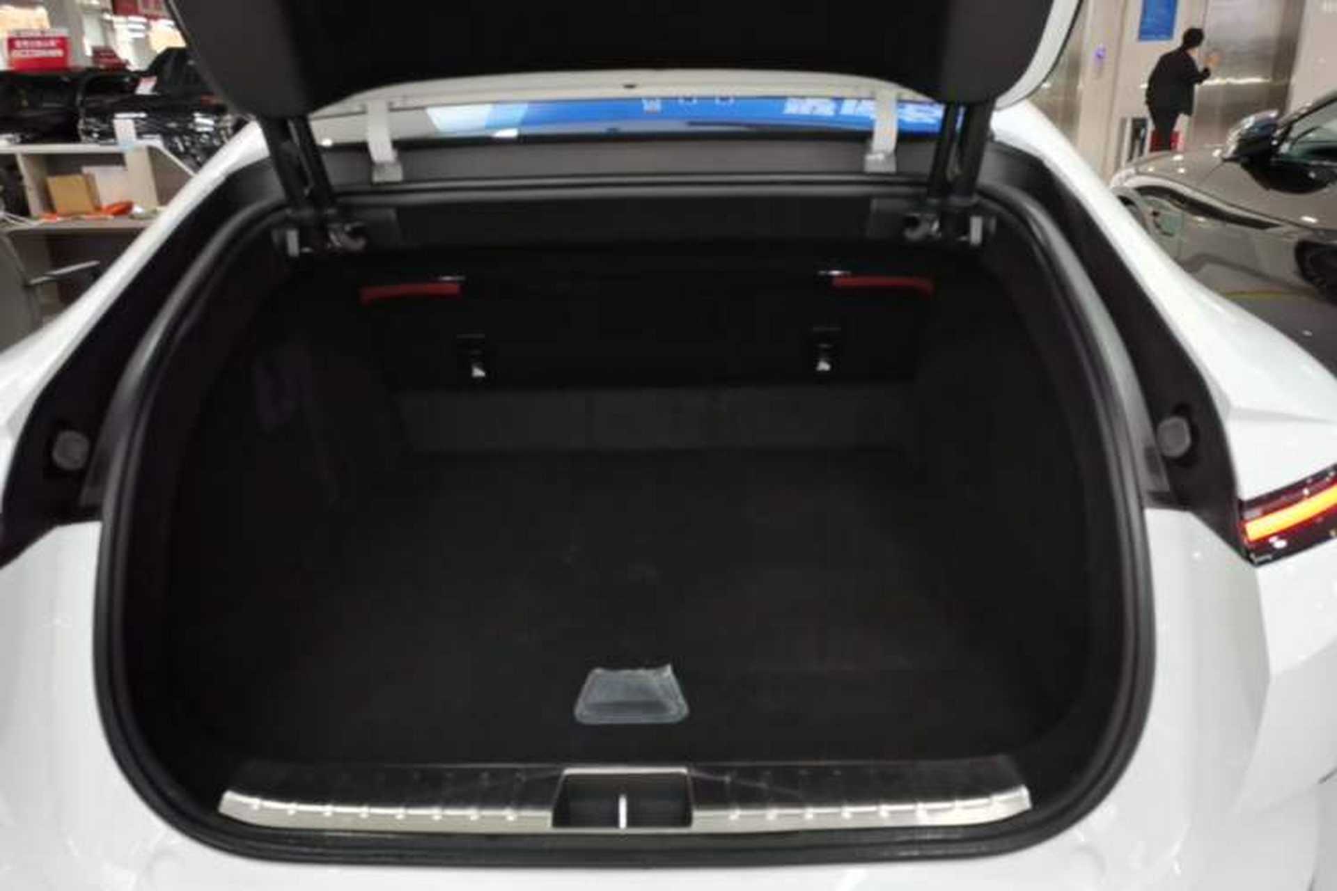 Used Avatr 12 2026 Ultra Pure-Electric All-Wheel-Drive Version Trunk