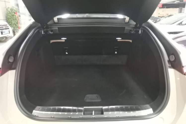 Used Avatr 12 2026 Master Pure-Electric All-Wheel-Drive Version Trunk