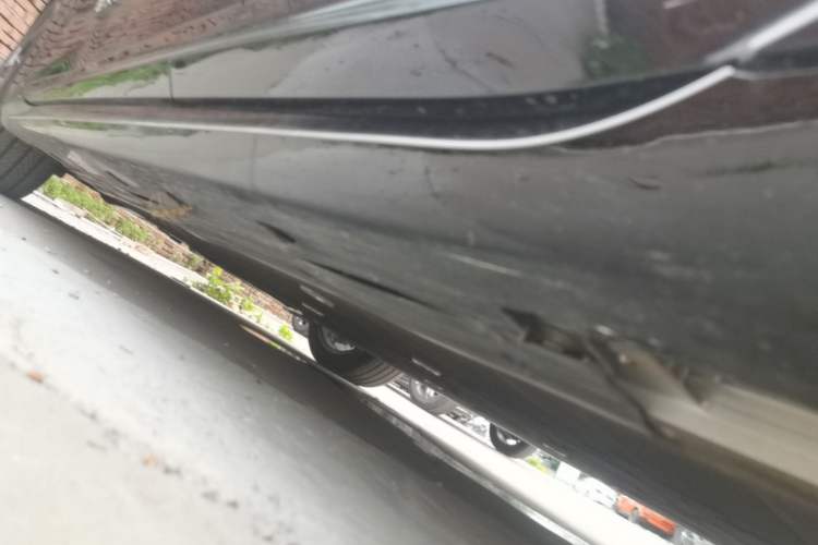 Used Avatr 06T 2026 Model Max Dual-Motor Pure Electric Version Left Side Sill