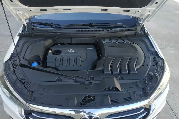 Used BAIC 2019 1.5L CVT Luxury Edition China V Engine Bay