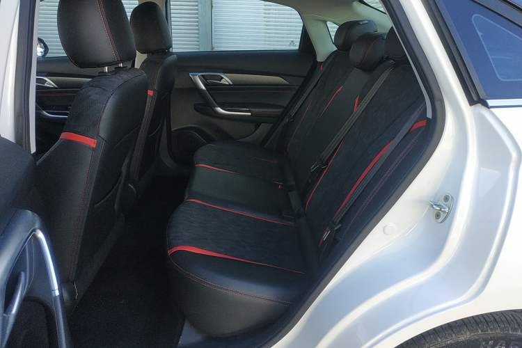 Used BAIC 2019 1.5L CVT Luxury Edition China V Left Rear Seat