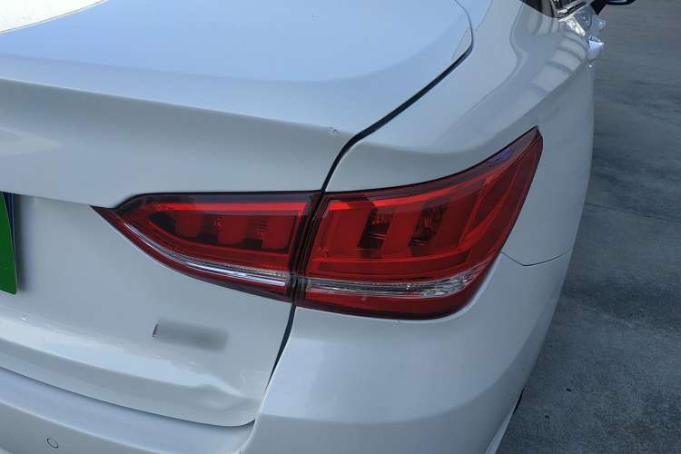 Used BAIC 2019 1.5L CVT Luxury Edition China V Right Rear Taillight