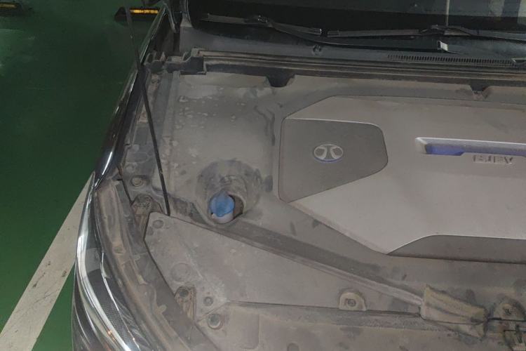 Used BAIC Beijing EU5 2018 R500 Smart Wind Edition Engine Bay Right