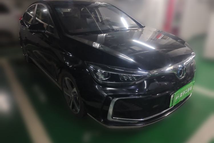 Used BAIC Beijing EU5 2018 R500 Smart Wind Edition Front Right 45 Deg