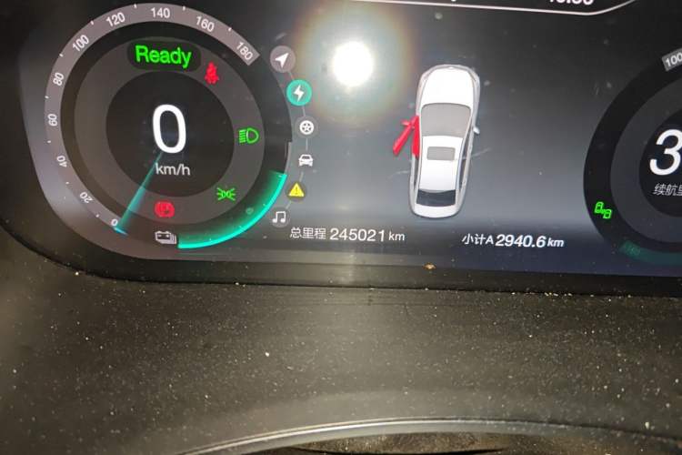 Used BAIC Beijing EU5 2018 R500 Smart Wind Edition Odometer Close Up