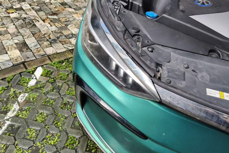 Used BAIC Beijing EU5 2018 R500 Smart Wind Edition Right Front Headlight