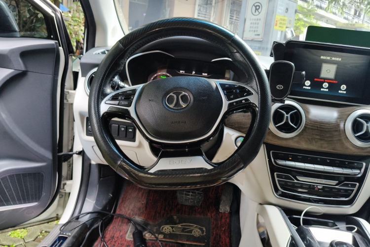 Used BAIC Beijing EU5 2018 R500 Smart Wind Edition Steering Wheel