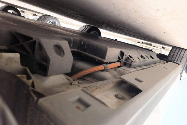 Used BAIC Beijing EU5 2018 R500 Smart Wind Edition Chassis Rear Left
