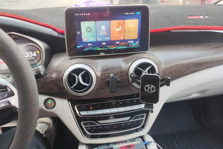 Used BAIC Beijing EU5 2018 R500 Smart Wind Edition Audio And AC Panel