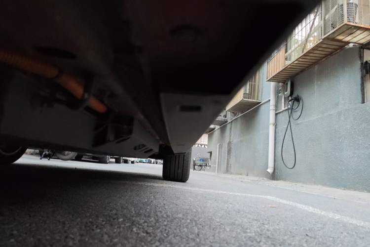 Used BAIC Beijing EU5 2018 R550 Smart Trend Edition Chassis Front Left