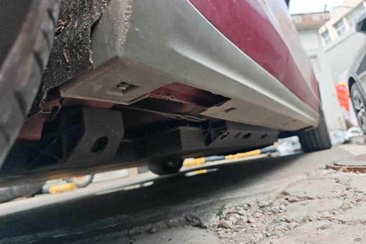 Used BAIC Beijing EU5 2018 R500 Smart Wind Edition Chassis Rear Right