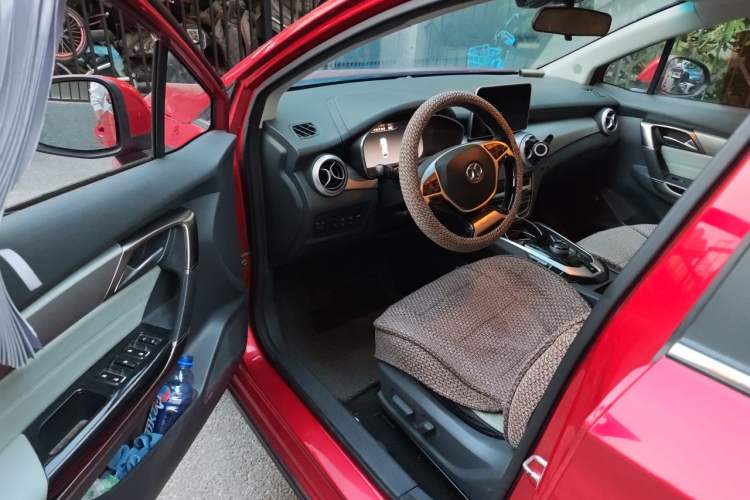 Used BAIC Beijing EU5 2018 R550 Smart Trend Edition Driver Seat