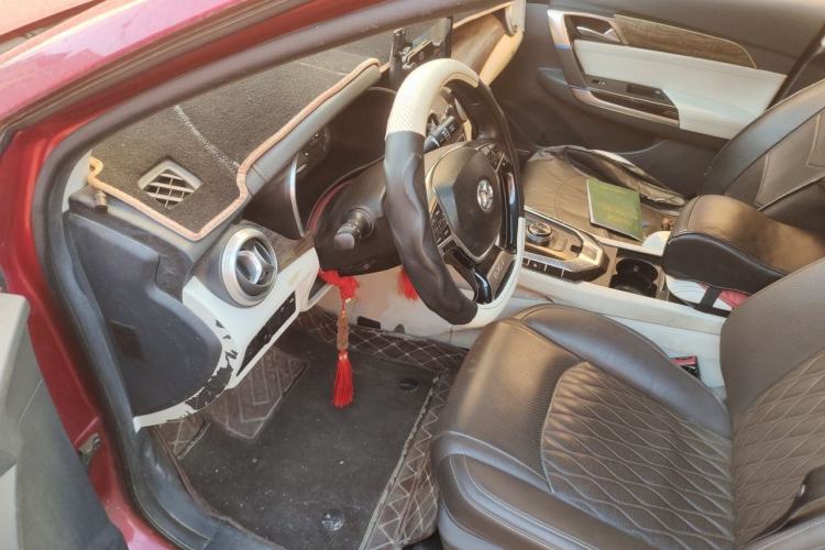 Used BAIC Beijing EU5 2018 R500 Smart Edition Driver Seat