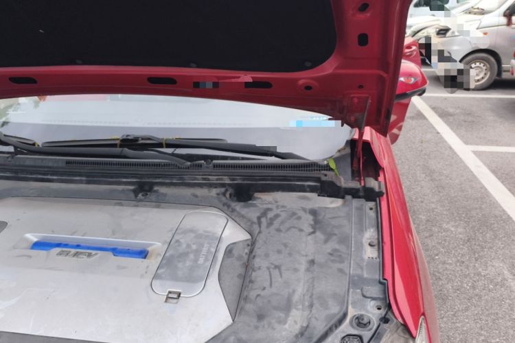 Used BAIC Beijing EU5 2018 R500 Smart Wind Edition Engine Bay Left