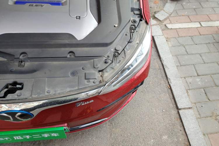 Used BAIC Beijing EU5 2018 R500 Smart Wind Edition Engine Bay Left