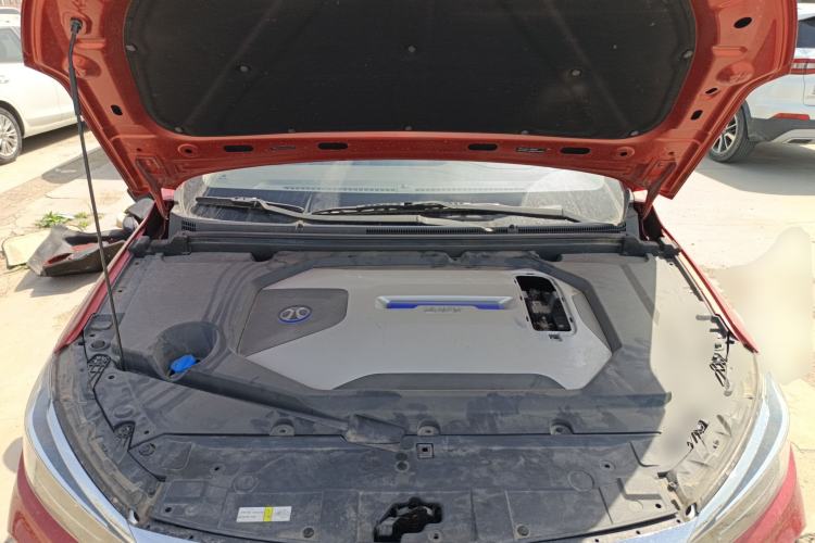 Used BAIC Beijing EU5 2018 R500 Smart Wind Edition Engine Bay