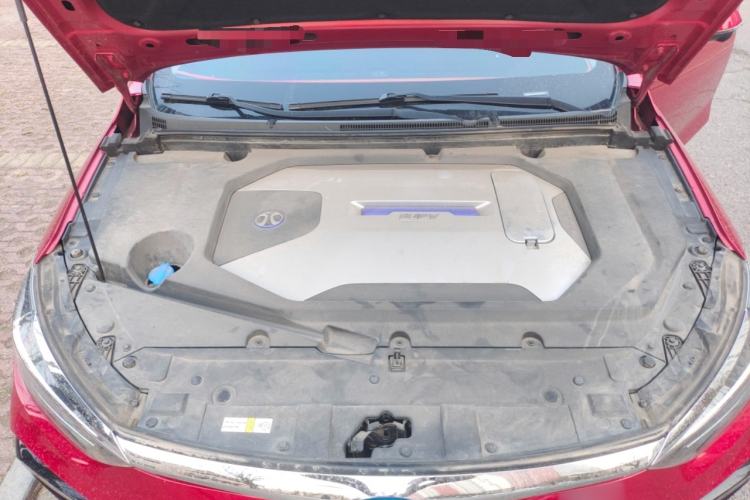 Used BAIC Beijing EU5 2018 R500 Smart Wind Edition Engine Bay