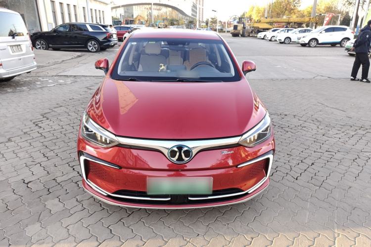 Used BAIC Beijing EU5 2018 R500 Smart Wind Edition Exterior 1
