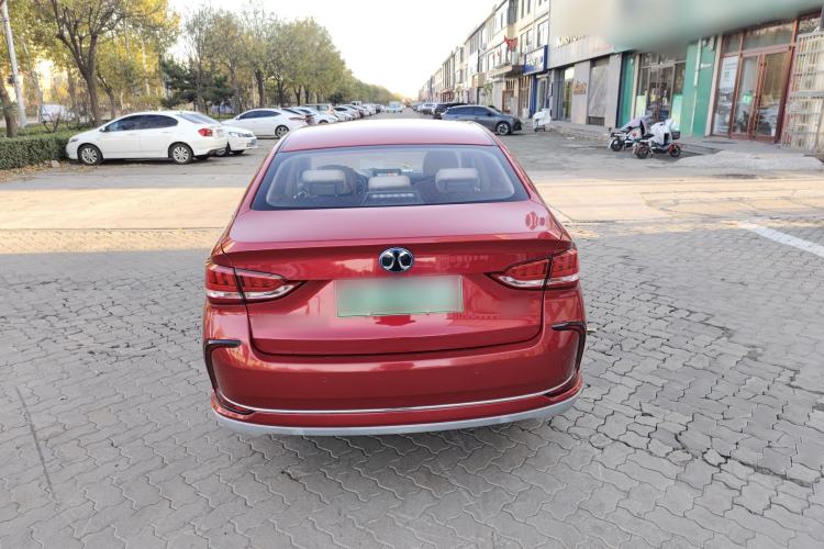 Used BAIC Beijing EU5 2018 R500 Smart Wind Edition Exterior 4