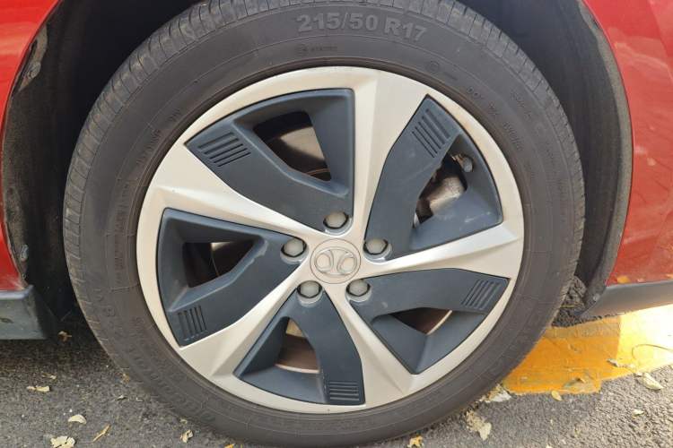Used BAIC Beijing EU5 2018 R550 Smart Trend Edition Exterior 7