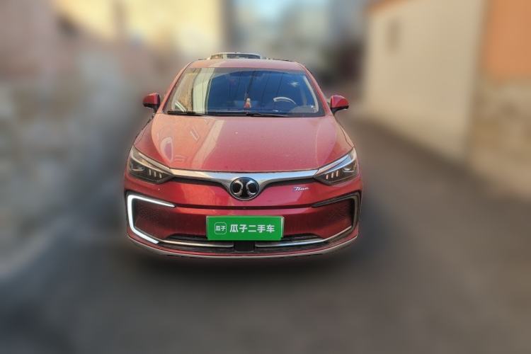 Used BAIC Beijing EU5 2018 R500 Smart Edition Front