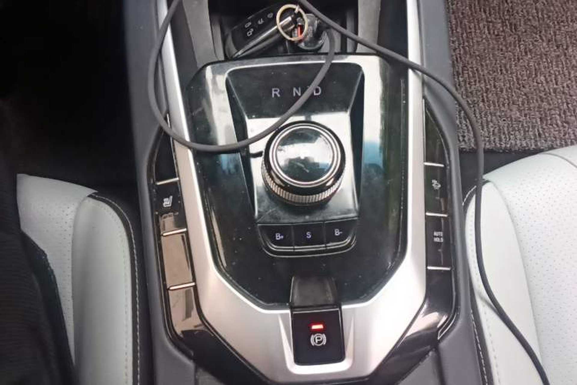 Used BAIC Beijing EU5 2018 R550 Smart Trend Edition Gear Lever