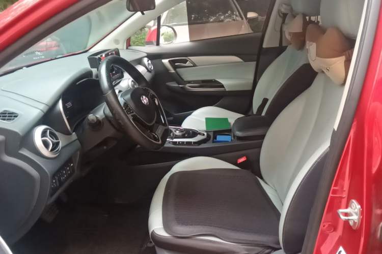 Used BAIC Beijing EU5 2018 R550 Smart Trend Edition Left Front Seat