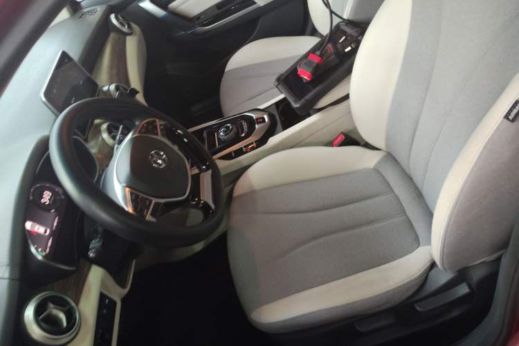 Used BAIC Beijing EU5 2018 R500 Smart Wind Edition Left Front Seat