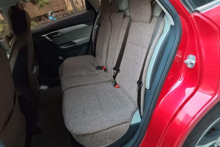 Used BAIC Beijing EU5 2018 R550 Smart Trend Edition Left Rear Seat