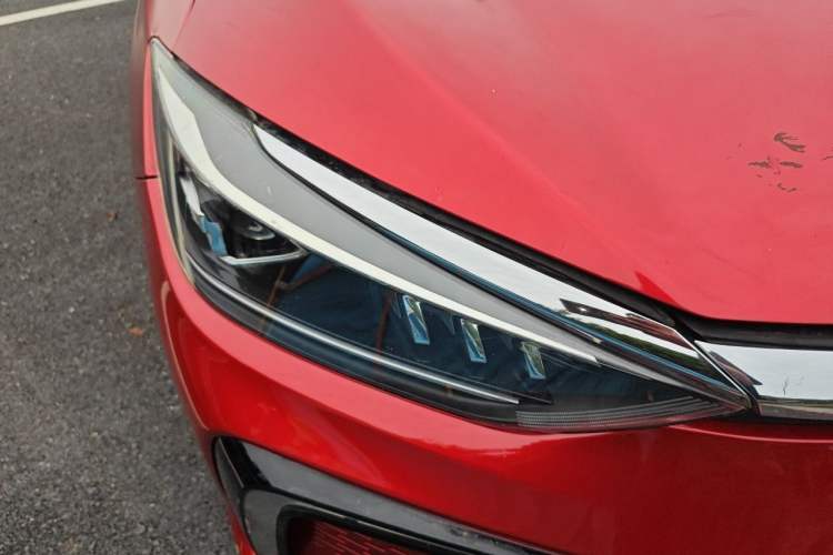 Used BAIC Beijing EU5 2018 R500 Smart Wind Edition Right Front Headlight